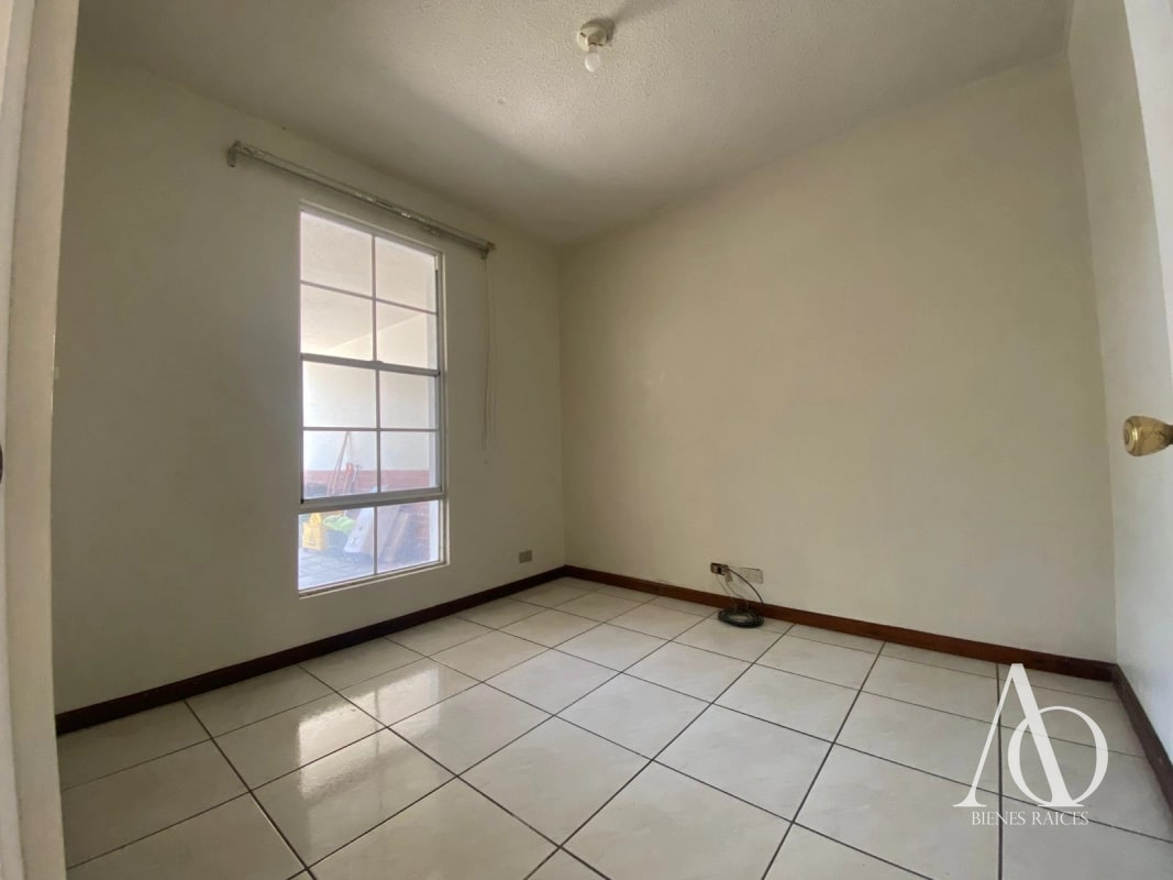 Casa en Alquiler en Monte Azul II, zona 13 / EN DIRECTO - 14