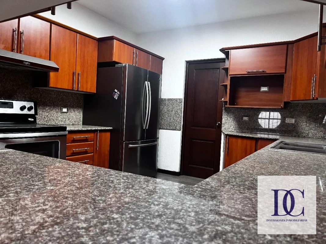 📍 CASA EN RENTA – COLONIA ELGIN II | ZONA 13 - 15