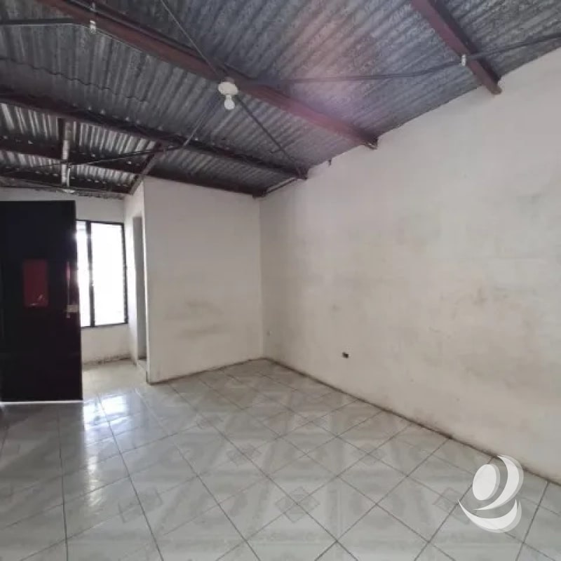 Casa en Venta Colonia El Milagro Zona 6 de Mixco - 6