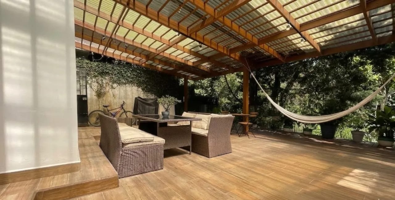 BOSQUE ESCONDIDO  KM 21.5 CARRETERA FRAIJANES. AMPLIO TERRENO DE 8.20 FRENTE X 30.60 FONDO. — Casa en Venta en Carretera a El Salvador, Guatemala, Ciudad — foto 12 de 17