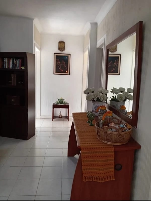 Vendo linda casa en zona 10, a cuadras de los Próceres. — Casa en Venta en Zona 10, Guatemala, Ciudad — foto 14 de 17