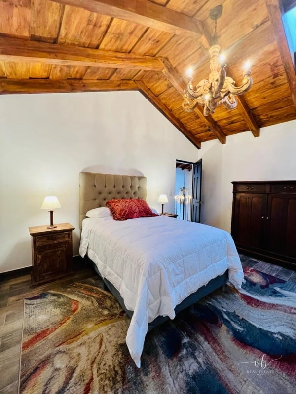 Casa en renta (amueblada) - Casco del Cerro - Antigua Guatemala - 6