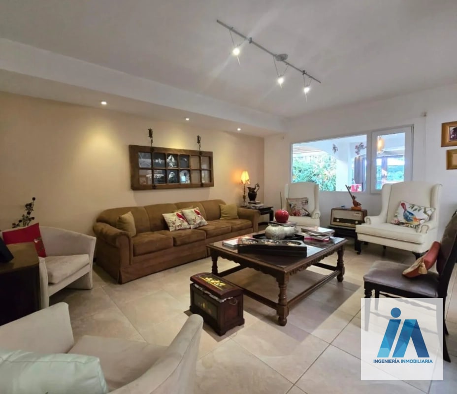 CASA EN VENTA📍La Fontana 2, Km. 25.5 CAES Esta propiedad es el refugio ideal para quienes buscan un estilo de vida único - 1