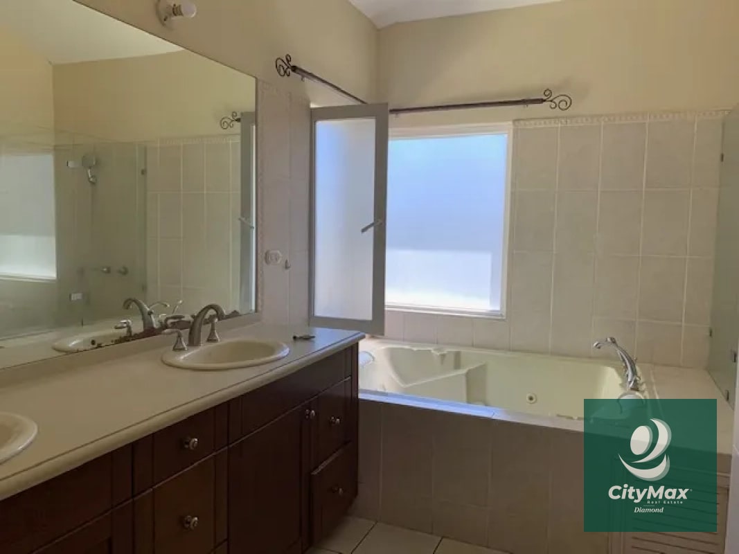 Casa en Venta en Colinas de Andalucía Fraijanes - 7