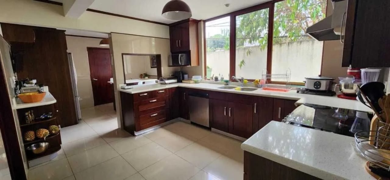 Casa en venta en San Antonio, CAES — Casa en Venta en San Antonio, Carretera a El Salvador, Guatemala, Ciudad — foto 11 de 12