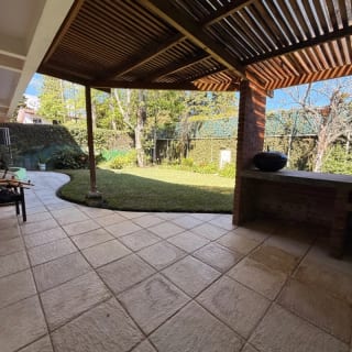 Casa en venta | 4 hab | 6 parqueos | jardin con pergola | San Antonio CAES — Casa en Venta en San Antonio, Carretera a El Salvador, Guatemala, Ciudad — miniatura 2 de 13