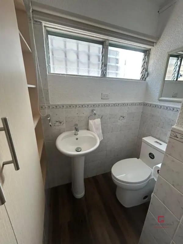 Casa en venta sector B1, San Cristóbal — Casa en Venta en Zona 8 Mixco, Guatemala, Ciudad — foto 3 de 17