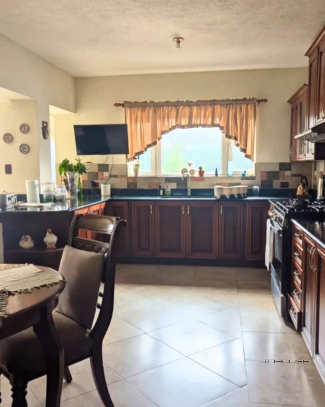 CASA EN VENTA FRAIJANES LA FORESTA DE 3 NIVELES - 7