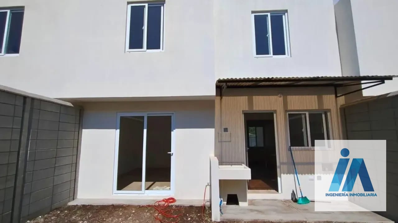 CASA EN VENTA📍Proyecto Los Pinabetes, Los Eucaliptos CAES — Casa en Venta en Carretera a El Salvador, Guatemala, Ciudad — foto 2 de 10