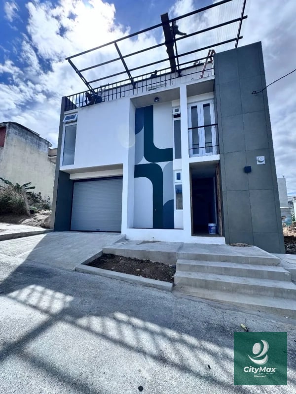 Casa Nueva en Venta Zona 16 Hacienda Real - 1