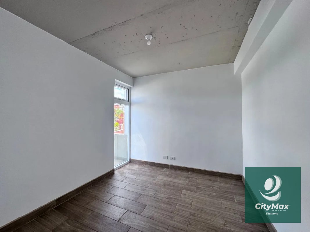 Casa Nueva en Venta Zona 16 Hacienda Real - 5