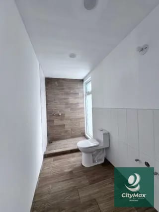 Casa Nueva en Venta Zona 16 Hacienda Real — Casa en Venta en Hacienda Real, Zona 16, Guatemala, Ciudad — miniatura 4 de 16