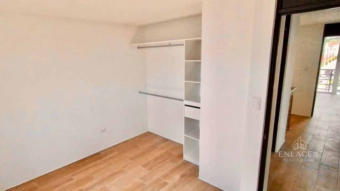 Los Eucaliptos CAES • Casa en Venta • Proyecto Los Pinabetes - 2