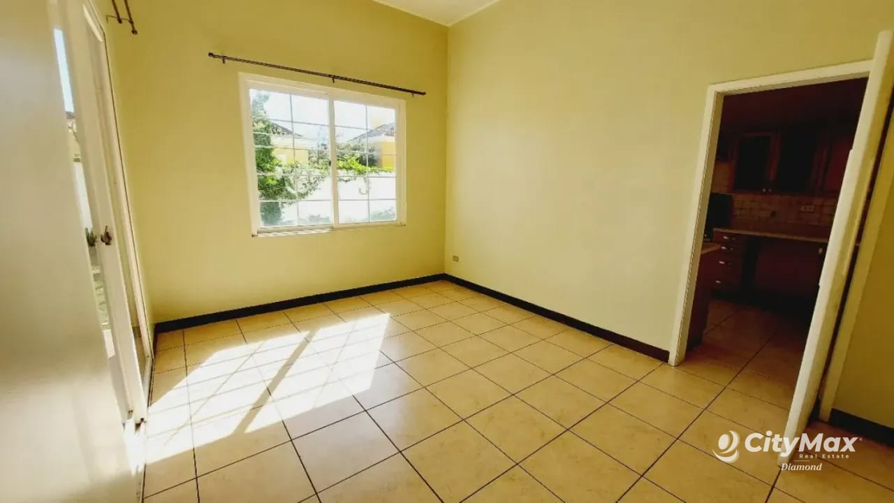 Casa en Venta en Condominio Carretera a Fraijanes — Casa en Venta en San José Pinula, Guatemala, Ciudad — foto 4 de 15