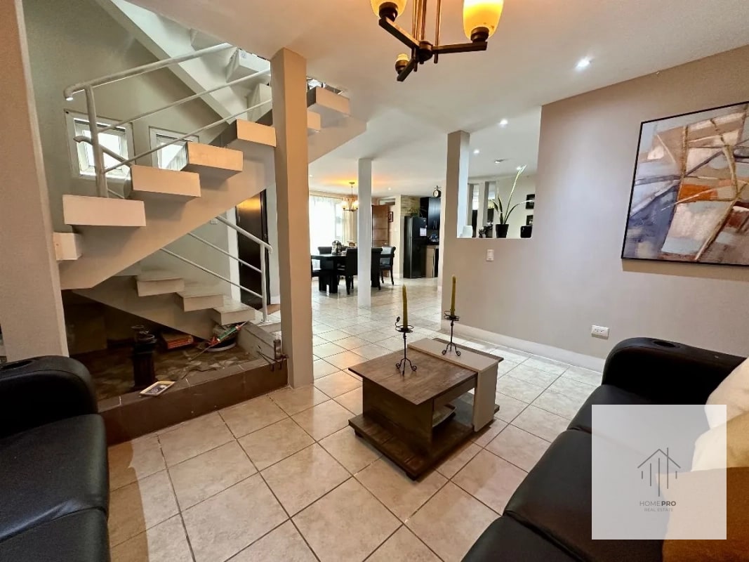 Casa en venta en zona 11 - 1