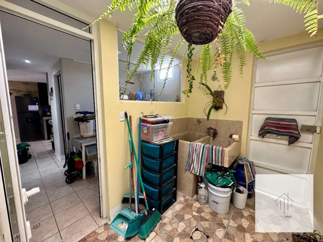 Casa en venta en zona 11 - 9