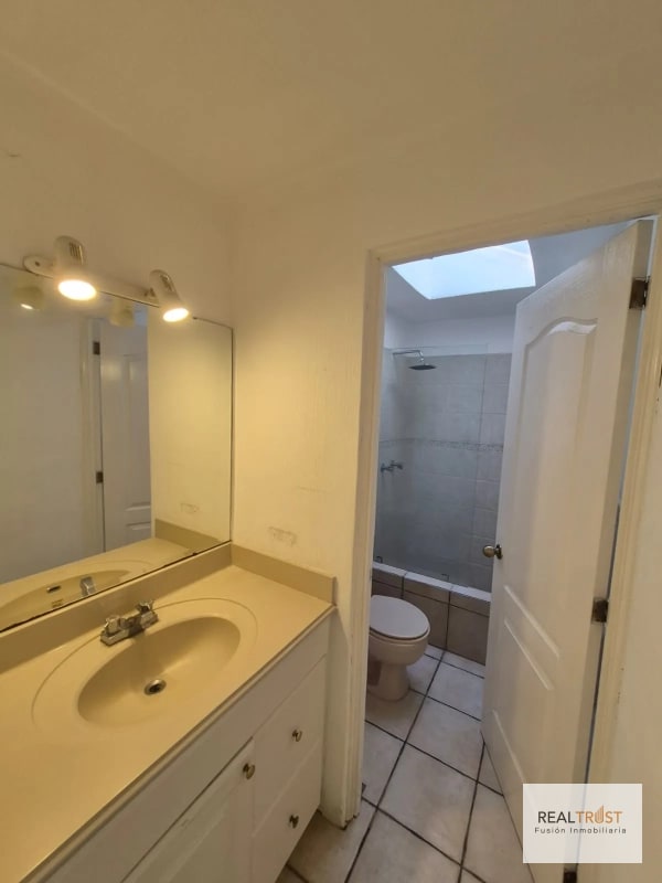 EN VENTA TOWNHOUSE KM 15 CARRETERA AL SALVADOR, FRENTE A CONDADO CONCEPCIÓN - 10