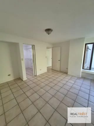 EN VENTA TOWNHOUSE KM 15 CARRETERA AL SALVADOR, FRENTE A CONDADO CONCEPCIÓN — Casa en Venta en km 11-15, Carretera a El Salvador, Guatemala, Ciudad — miniatura 7 de 17
