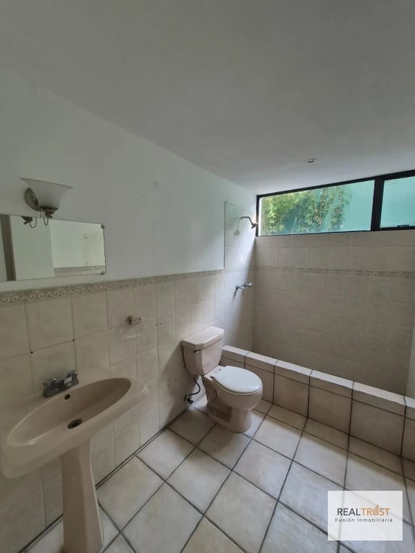 EN VENTA TOWNHOUSE KM 15 CARRETERA AL SALVADOR, FRENTE A CONDADO CONCEPCIÓN - 3