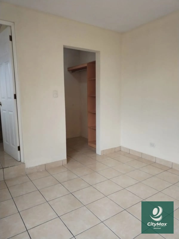 Casa en renta en Valle de Navarra San José Pinula - 9