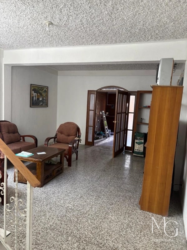 🔰 Vendo casa en zona 7, kaminal Juyú ( dentro de garita ) - 1