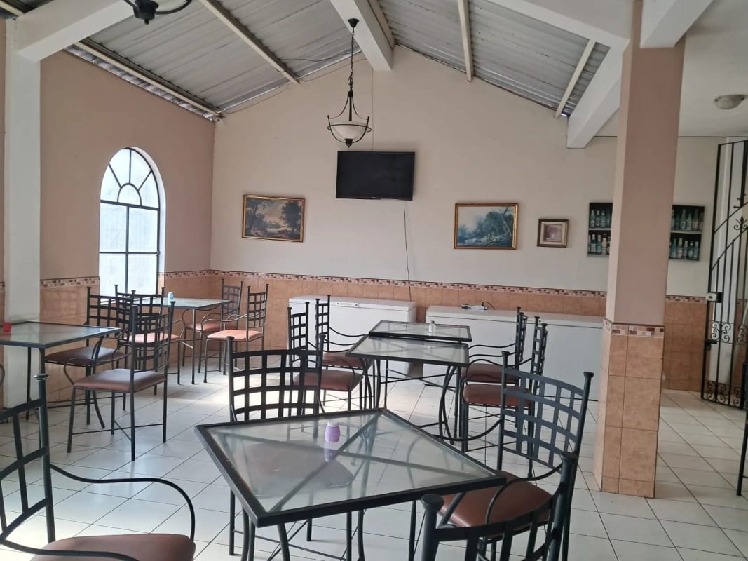 Venta de Casa para uso de Restaurante u Oficinas, Zona 1. — Casa en Venta en Zona 1, Guatemala, Ciudad — foto 13 de 16