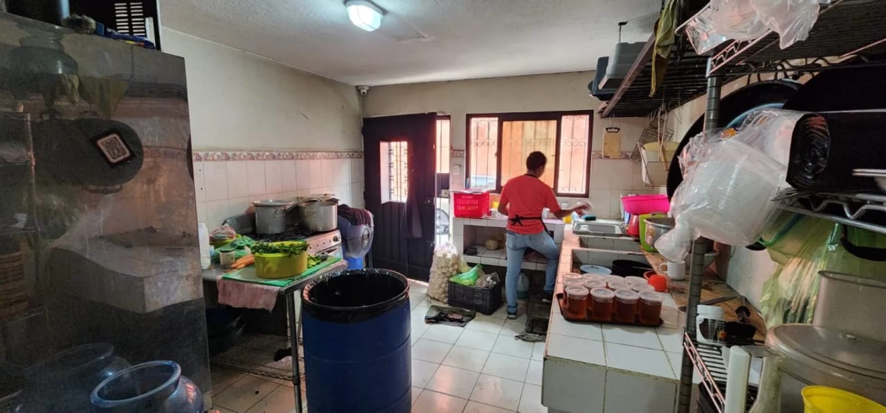 Venta de Casa para uso de Restaurante u Oficinas, Zona 1. — Casa en Venta en Zona 1, Guatemala, Ciudad — foto 8 de 16