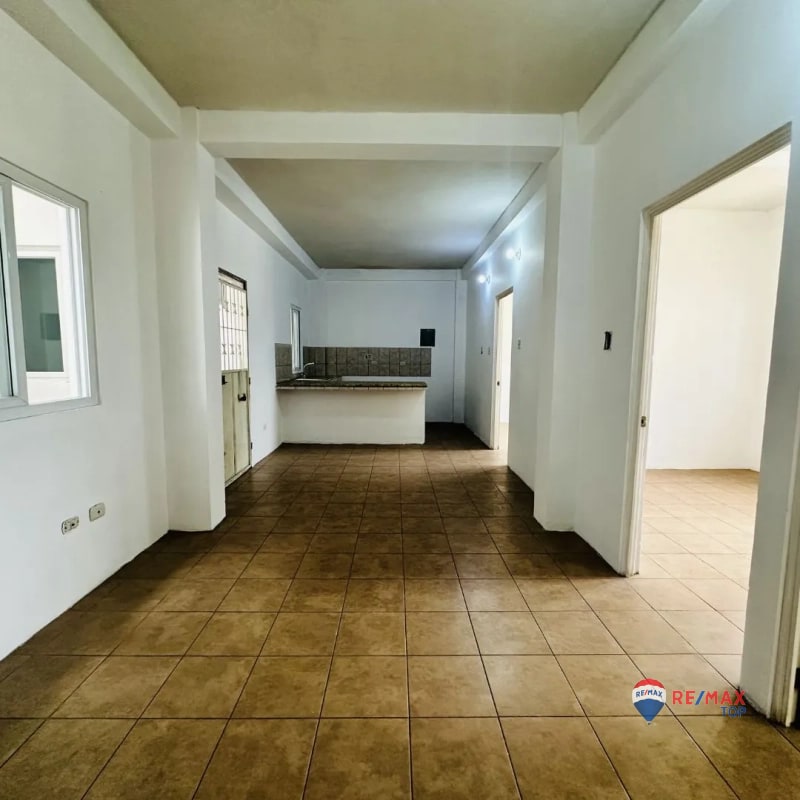 ZONA 1, CASA EN RENTA IDEAL P/COMERCIAL O RESIDENCIAL - 4