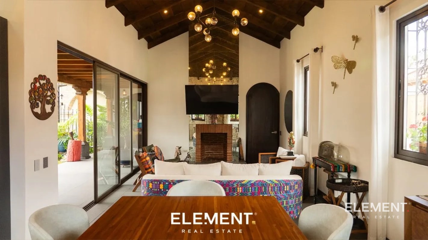 Casa con piscina en venta a minutos de Antigua Guatemala - 5