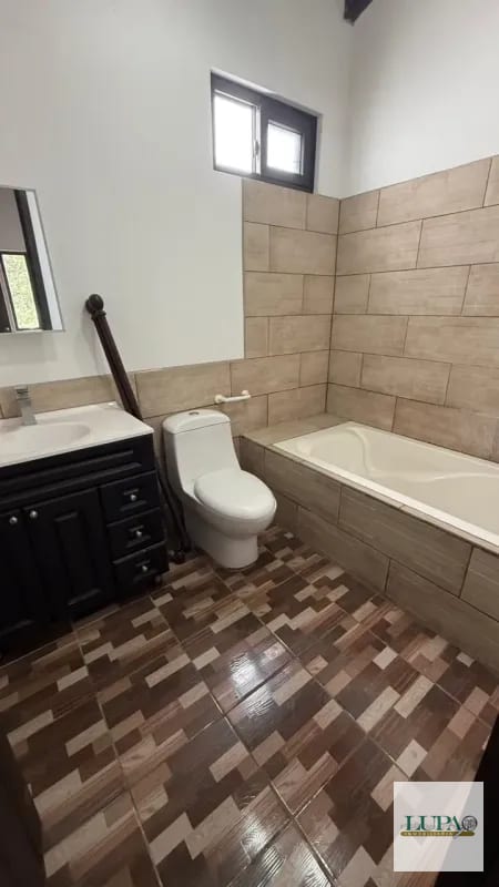 CASA EN VENTA EN ANTIGUA GARDENSANT — Casa en Venta en Antigua Gardens, Alotenango, Sacatepéquez — foto 3 de 10