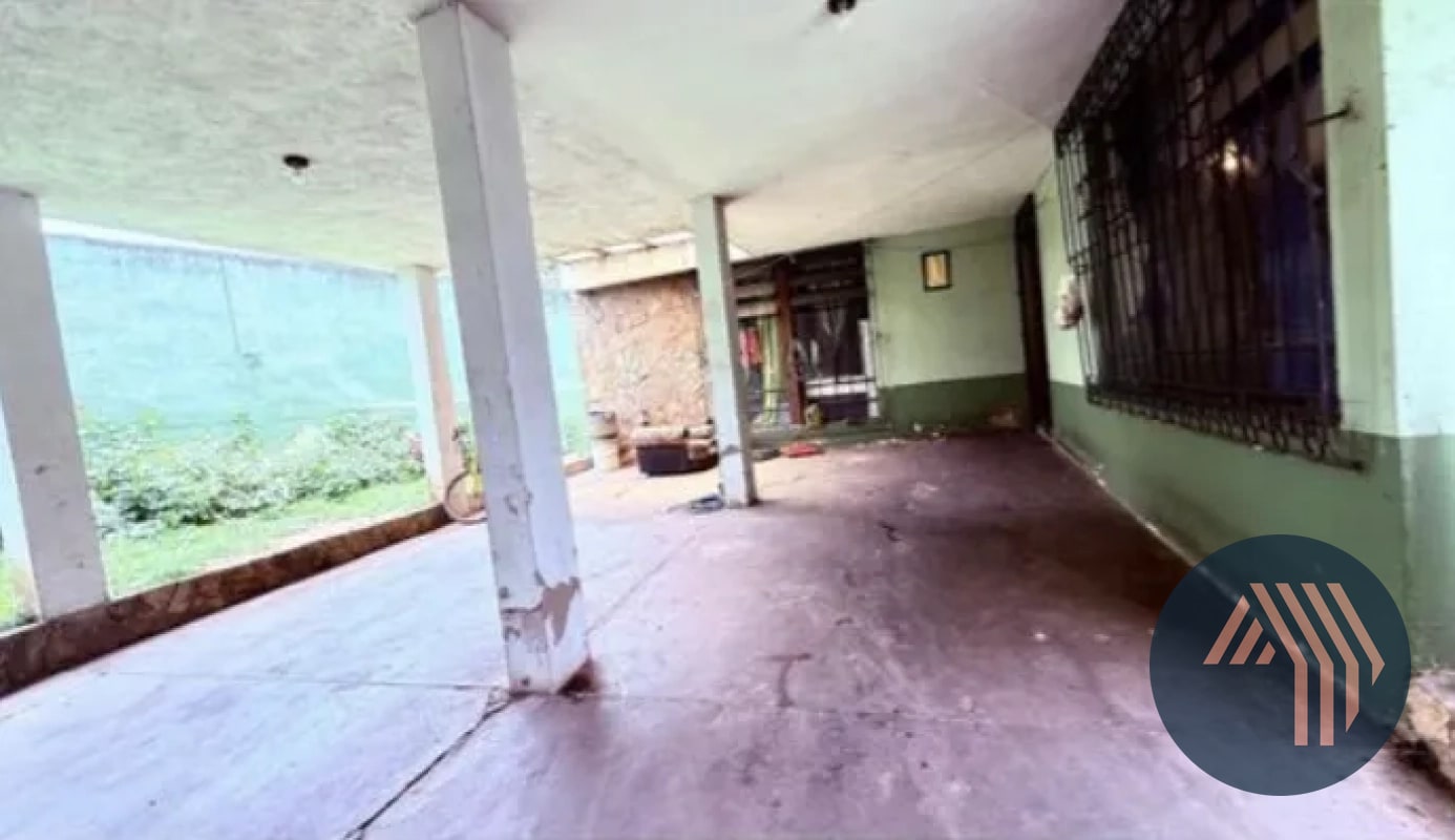 VENTA DE CÉNTRICA CASA - MARISCAL, ZONA 11 - 1