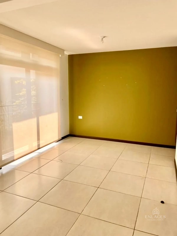 Zona 4 Mixco • Casa en Renta • Condado El Naranjo, Mérida - 6