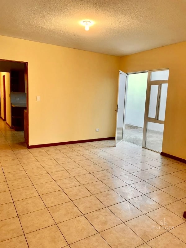 Zona 4 Mixco • Casa en Renta • Condominio El Barrio San Nicolás - 4
