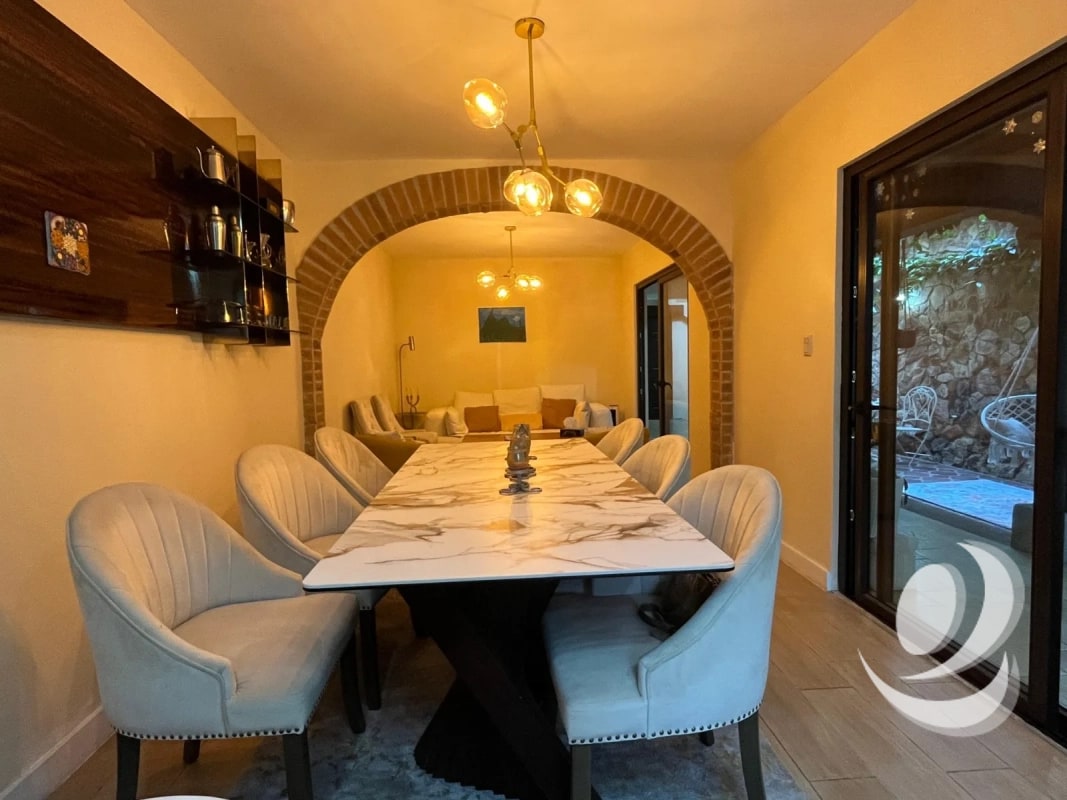 Vendo de Casa en la Antigua Guatemala condominio GARDENS. - 14