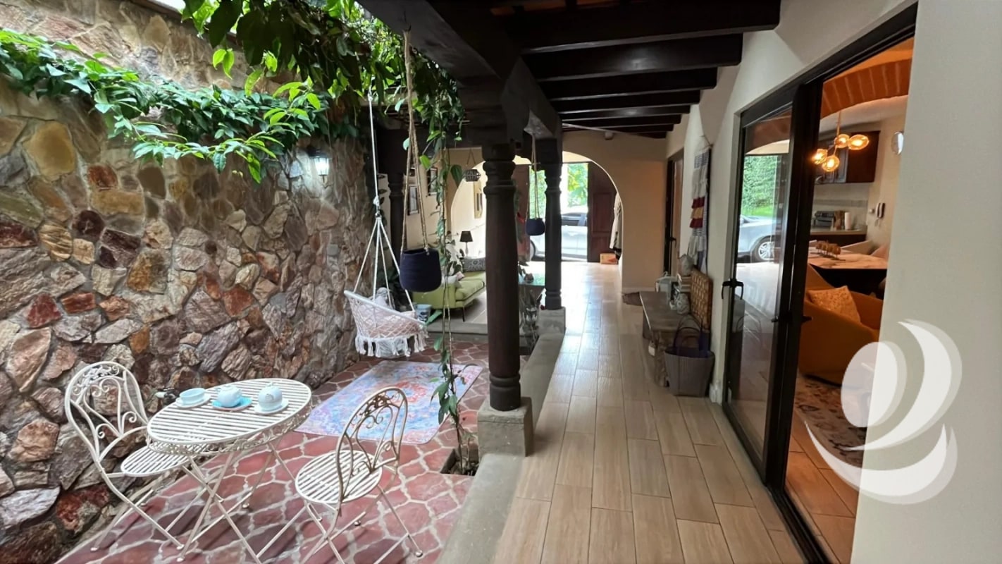 Vendo de Casa en la Antigua Guatemala condominio GARDENS. - 11