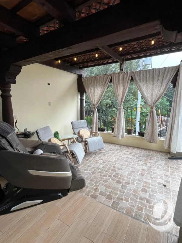Vendo de Casa en la Antigua Guatemala condominio GARDENS. - 3
