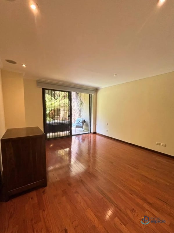 Apartamento en venta o alquiler en Edificio Plenum, 5ta Avenida Zona 14 - 10