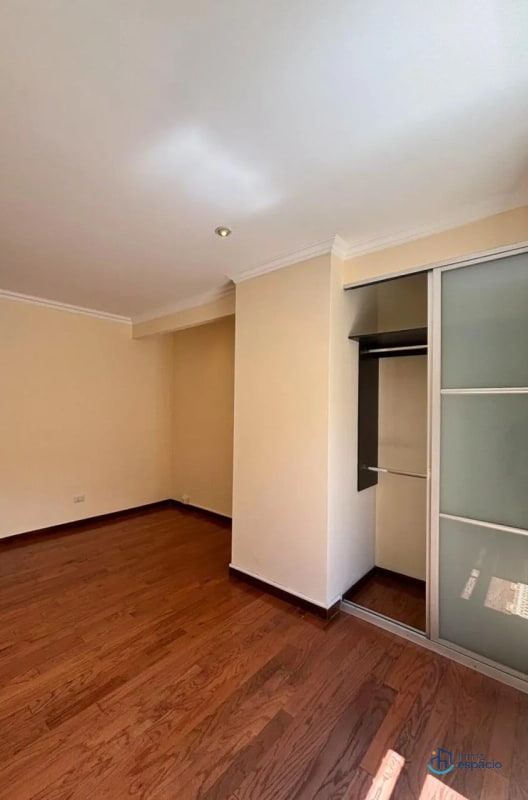Apartamento en venta o alquiler en Edificio Plenum, 5ta Avenida Zona 14 - 7