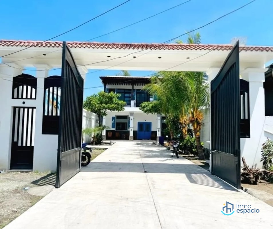 Propiedad en venta con 2 viviendas en Nueva Concepción, Escuintla - 1