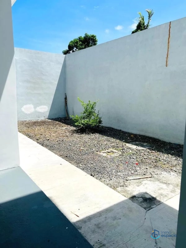 Propiedad en venta con 2 viviendas en Nueva Concepción, Escuintla - 4