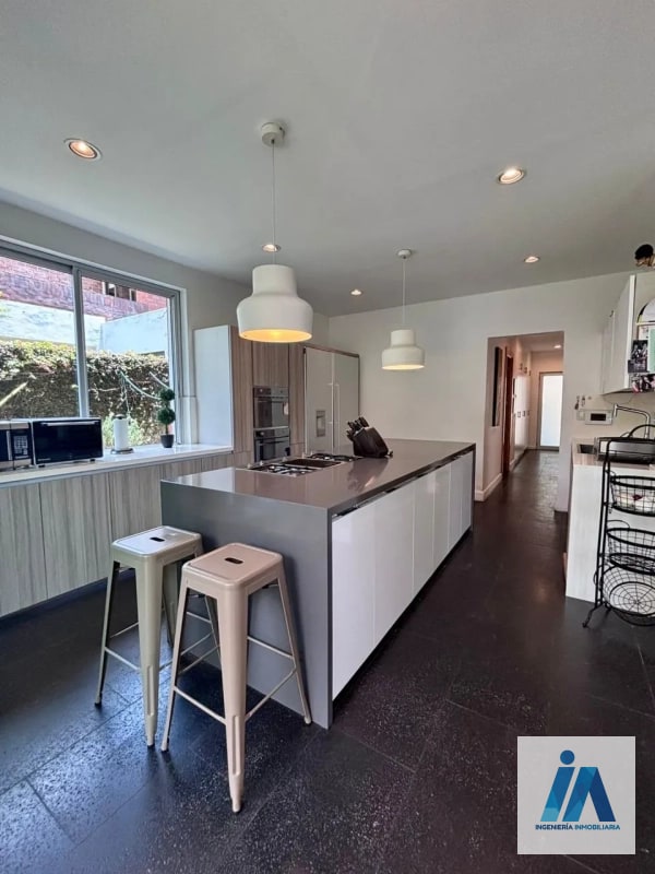 CASA MODERNA EN VENTA📍Condominio Las Luces, Km 13.5, Carretera a El Salvador - 12