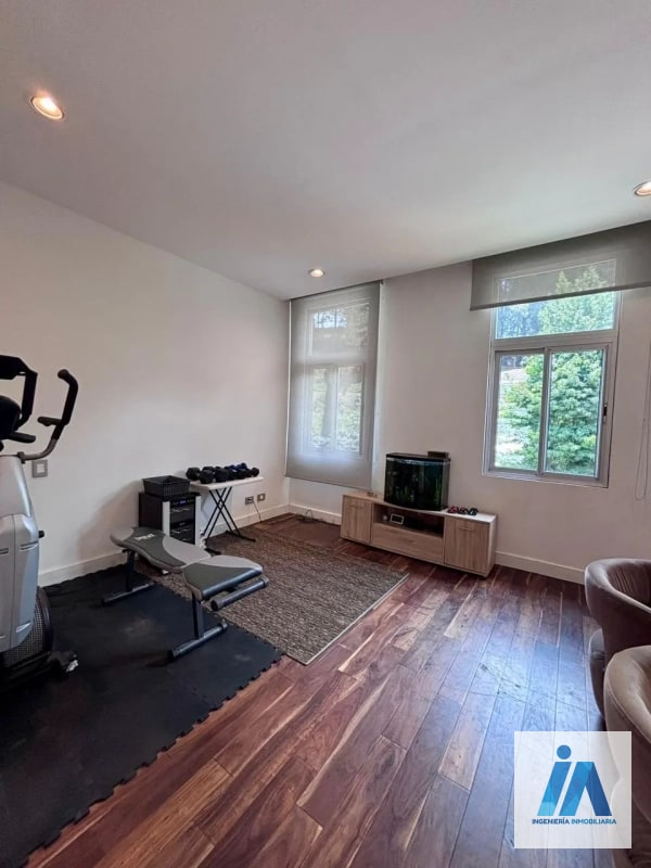CASA MODERNA EN VENTA📍Condominio Las Luces, Km 13.5, Carretera a El Salvador - 4