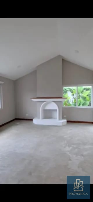 Casa amplia en alquiler, La Montaña, Zona 16 — Casa en Alquiler en La Montaña, Zona 16, Guatemala, Ciudad — miniatura 1 de 13