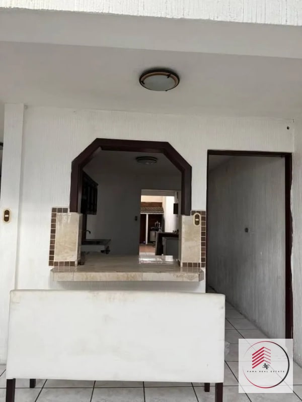 VENTA de casa en zona 11 a un costado de calzada Roosevelt - 4