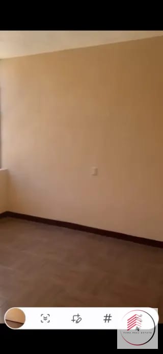 Alquiler de casa en zona 7 Kaminal Juyu 1 a una cuadra de la Clz. San Juan — Casa en Alquiler en Kaminaljuyú, Zona 7, Guatemala, Ciudad — miniatura 9 de 17
