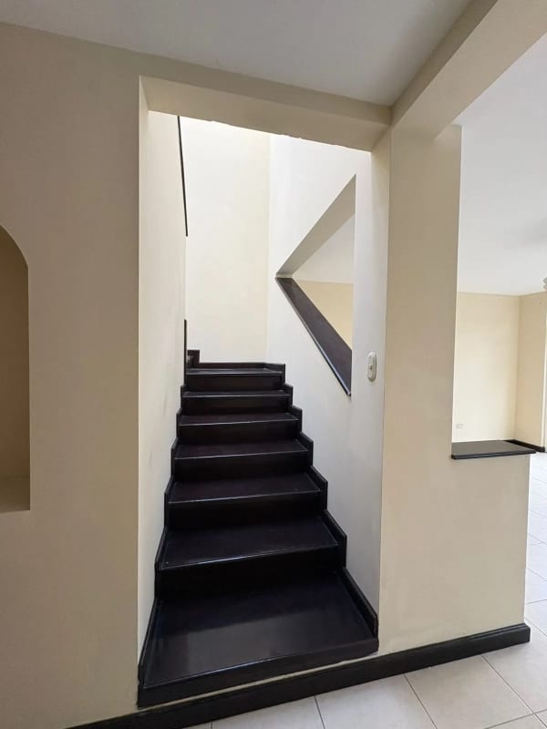 CASA EN VENTA EN KM 19.9 A SAN JOSE PINULA CONDOMINIO LOS MANANTIALES — Casa en Venta en Los Manantiales, Carretera a El Salvador, Guatemala, Ciudad — foto 16 de 17