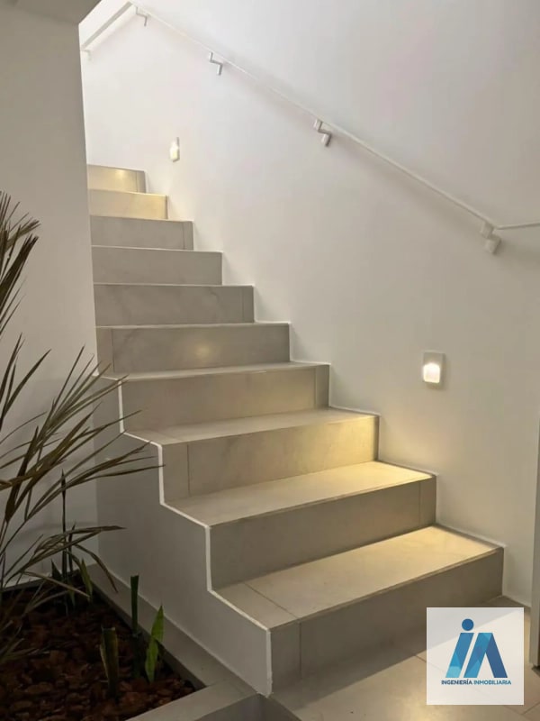 CASA EN VENTAšCondominio Iridia Homes, CaƱadas de Elgin Zona 13 Es la opción perfecta entre un diseƱo contemporĆ”neo - 10