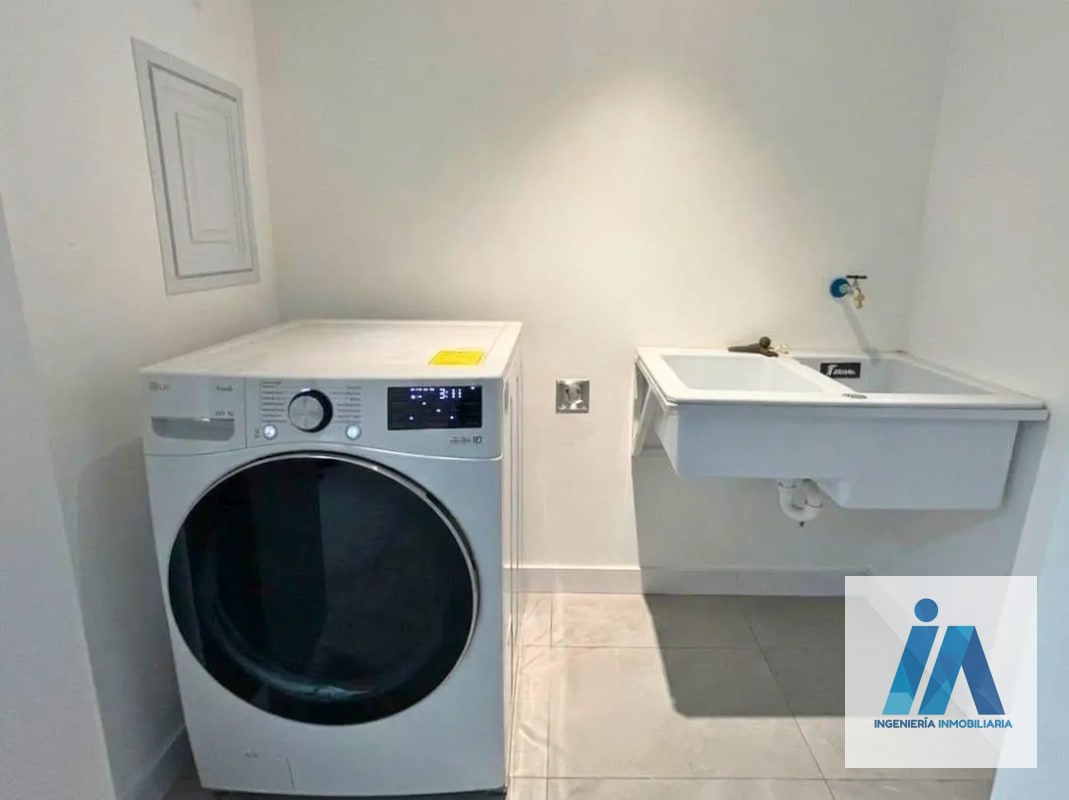 CASA EN VENTA📍Condominio Iridia Homes, Cañadas de Elgin Zona 13 Es la opción perfecta entre un diseño contemporáneo - 3