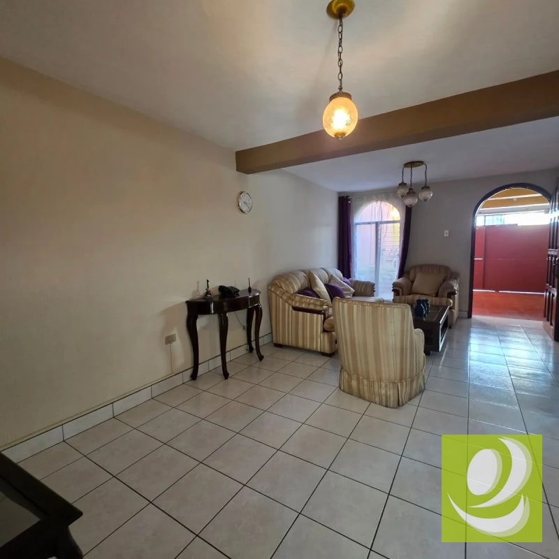 VENDO CASA EN RESIDENCIALES VALLE DEL SOL ZONA 4 MIXCO - 12