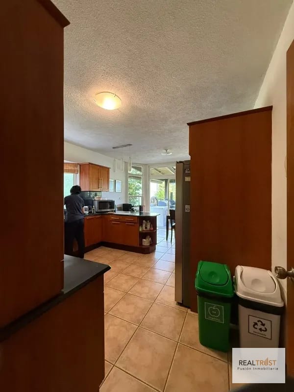 Casa en Venta Colinas de Castel entrada a Fraijanes — Casa en Venta en Fraijanes, Carretera a El Salvador, Guatemala, Ciudad — foto 2 de 12